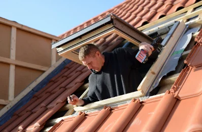 Pose de fenêtres de toit Velux à Issel